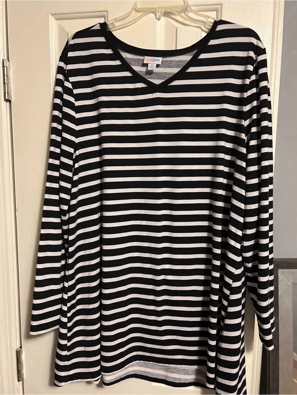 LuLaRoe Black & White Striped Long Sleeve V-Neck Tee